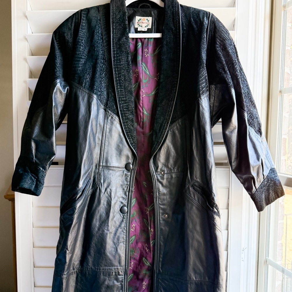 RARE Paris Sport Club Vintage Black Leather Embossed Coat – Made in Korea, M